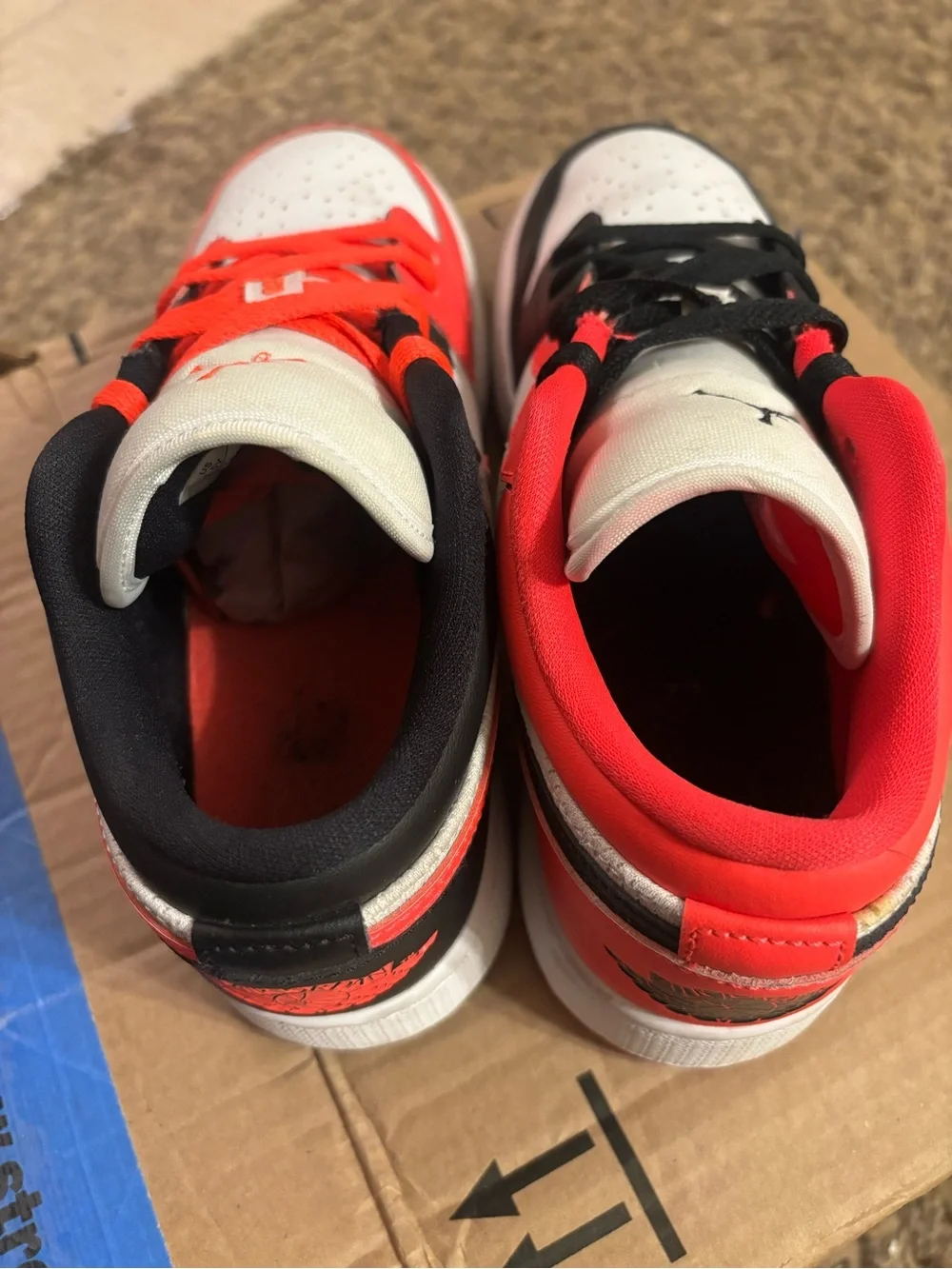 Nike Air Jordan 1 Low SE GS 'Mismatched Infrared' - White, Black & Infrared